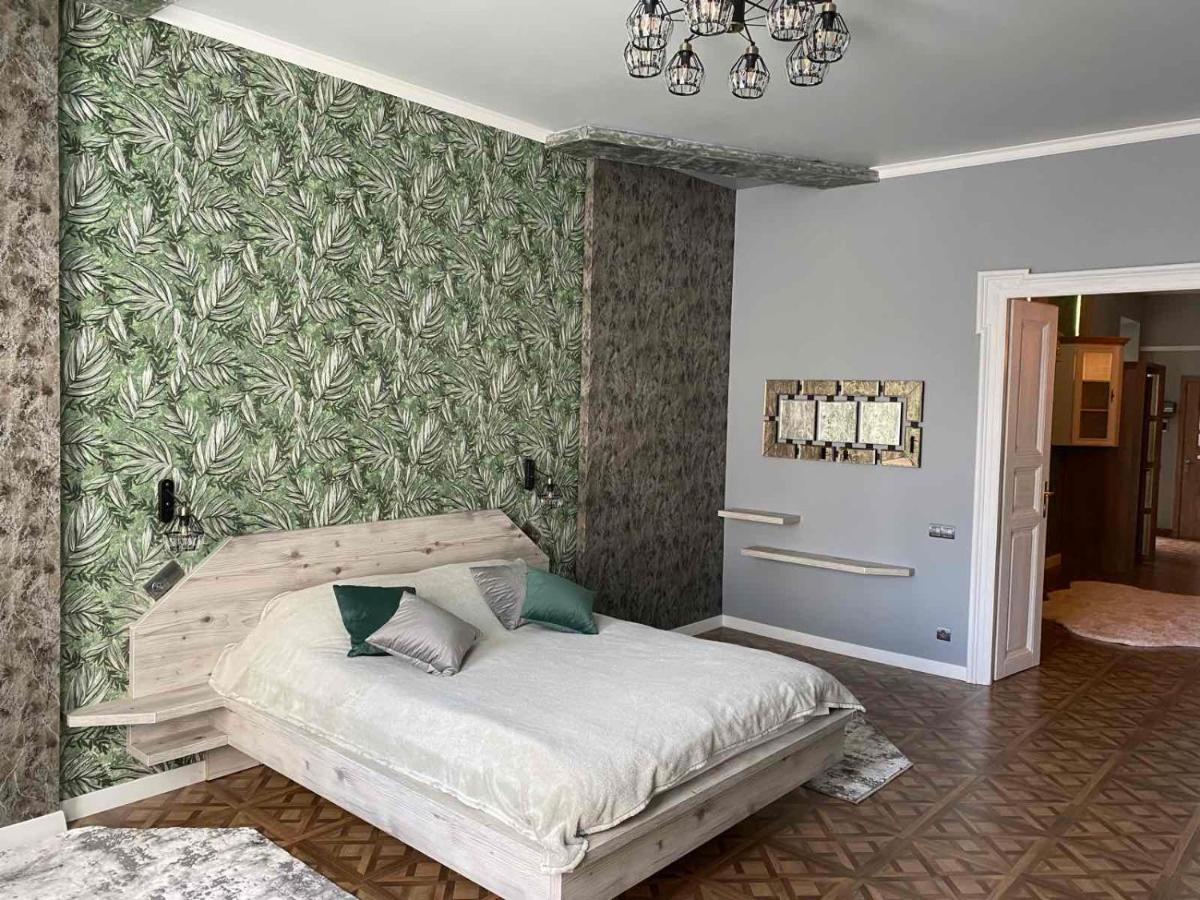 Apartment On Balabana Street Львов Экстерьер фото