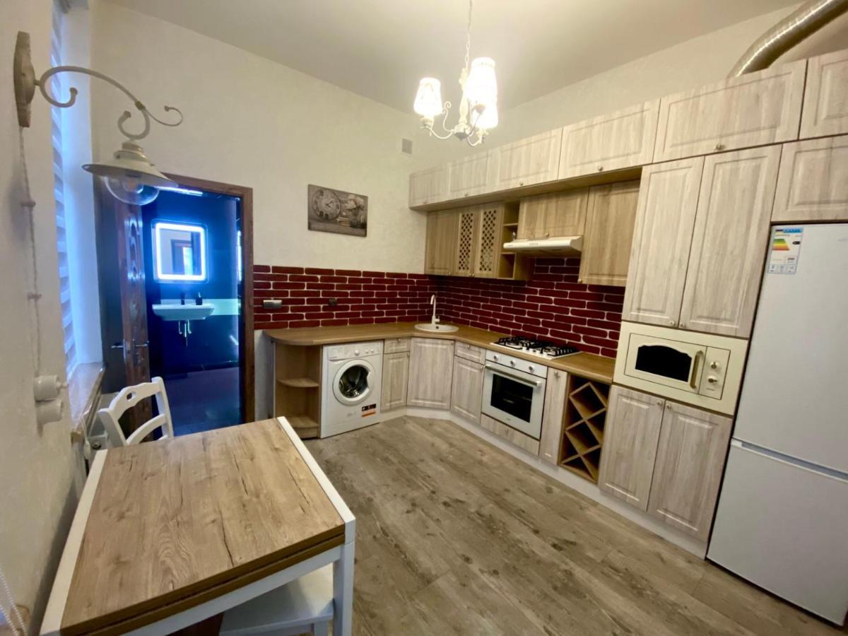 Apartment On Balabana Street Львов Экстерьер фото